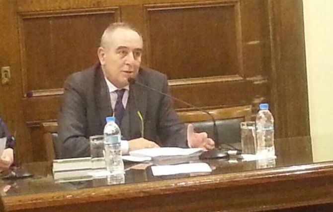 Ο δικηγόρος Δημήτρης Γ. Σκαρίπας για τον Νίκο Καραβέλο (μια απάντηση)