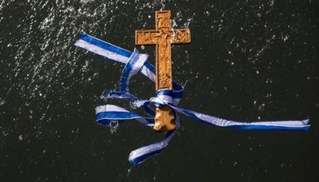 Πανελλήνια Ένωση Θεολόγων: Προβληματίζει και διχάζει η στροφή της Πολιτείας ''εις τα οπίσω''!