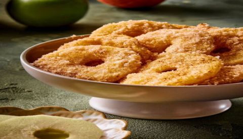Η συνταγή της ημέρας, Κυριακή 1 Φεβρουαρίου 2026: ''Τηγανητές ροδέλες μήλου με κανελοζάχαρη''