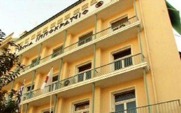 Μη φωνάζεις στους εργαζόμενους...πέστα στο διοικητή