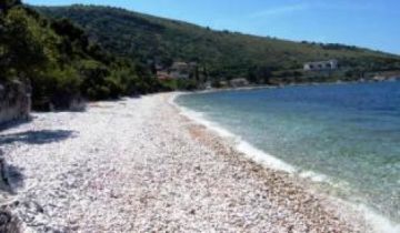 Επανεξέταση του ν.σ. για τους αιγιαλούς ζητάει η Συνήγορος του Πολίτη