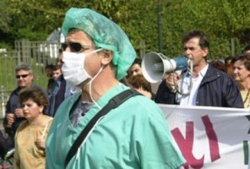 Προαναγγέλουν κινητοποιήσεις οι γιατροί