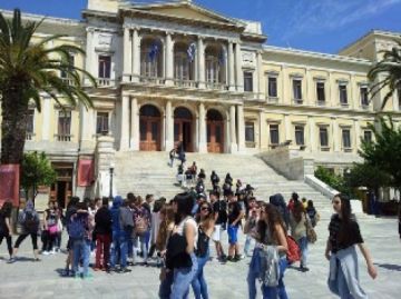 Η Σύρος μέσα από το φωτογραφικό φακό του 3ου γυμνασίου Βύρωνα