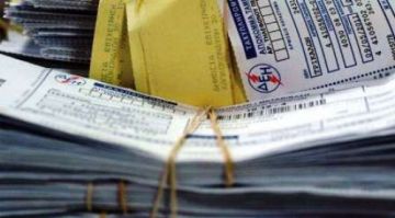 Σε ένα εξάμηνο η «μαύρη τρύπα» της ΔΕΗ μεγάλωσε μισό δισ.