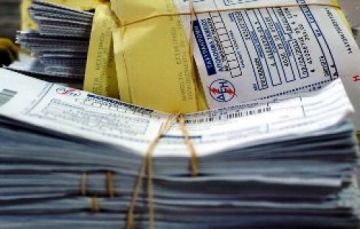 Ενα εκατομμύριο ιδιοκτήτες δεν πλήρωσαν το χαράτσι της ΔΕΗ