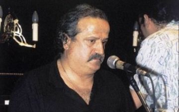 Έφυγε από τη ζωή ο ρεμπέτης Μπάμπης Γκολές