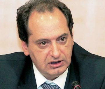 6.100 ευρώ bonus για υπερωρίες στους υπαλλήλους της ΥΠΑ δίνει ο υπουργός μεταφορών Σπίρτζης