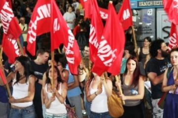 Οι πρώτες αντικυβερνητικές συγκεντρώσεις από ΚΚΕ και ΑΝΤΑΡΣΥΑ ενάντια στο μνημόνιο