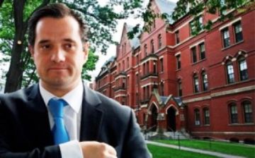 Δεν παίζεται ο A.G.Χάρβαρντ...