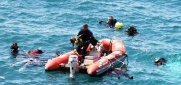 Παίζουν και συνεχίζουν να παίζουν με όλους μας...