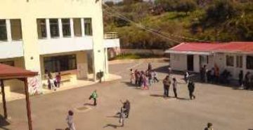 Το υπ. Παιδείας εξετάζει την κατάργηση των ολοήμερων δημοτικών!