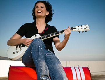 Άλκηστης Πρωτοψάλτη στο Θέατρο Βράχων.