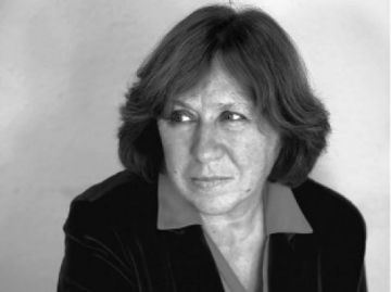 Στην Σβετλάνα Αλεξίεβιτς το Nόμπελ Λογοτεχνίας