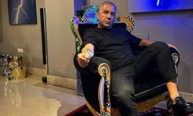 Γιώργος Μαζωνάκης: Δικαστική διαμάχη με στενό του συγγενή για την περιουσία του