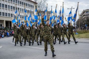 25η Μαρτίου: Ποιοι δρόμοι θα είναι κλειστοί στην Αθήνα για τη στρατιωτική παρέλαση της Δευτέρας