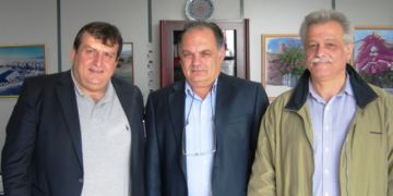 ΑΝΑΚΟΙΝΩΣΗ ΤΩΝ ΤΡΙΩΝ ΠΡΩΗΝ ΔΗΜΑΡΧΩΝ ΑΛΙΜΟΥ, ΓΛΥΦΑΔΑΣ, ΕΛΛΗΝΙΚΟΥ-ΑΡΓΥΡΟΥΠΟΛΗΣ ΓΙΑ ΤΟ ΣΤΑΘΜΟ ΔΙΑΧΕΙΡΙΣΗΣ ΑΠΟΡΡΙΜΜΑΤΩΝ