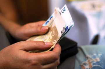 Αύριο τα τέλη κυκλοφορίας και το επίδομα θέρμανσης! Οι αλλαγές της τελευταίας στιγμής