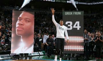 «Ο Τραμπ κάνει ό,τι η Χρυσή Αυγή στον Γιάννη»! (ηλεκτρονική έκδοση του slam)