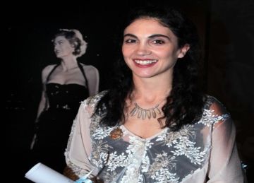 Στην Ανθή Ευστρατιάδου το φετινό βραβείο «Μελίνα Μερκούρη»