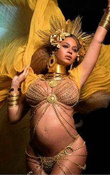 Όταν νομίζεις ότι τα χρήματα φέρνουν την ευτυχία.