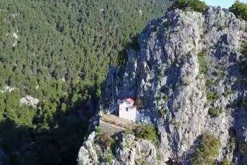 Μοναδικά πλάνα από την Αγία Μαρίνα στην Πάρνηθα