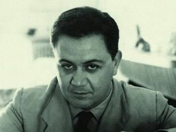 Μάνος Χατζιδάκις – Που καιρός για επανάσταση.