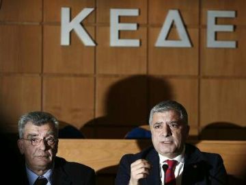 ΚΕΔΕ κατά Σκουρλέτη: Δεν έχει ούτε τσίπα, ούτε φιλότιμο, ο αριστερός μόνο στα λόγια, «χορτάτος» υπουργός.