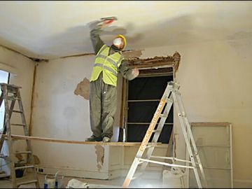 Τέλος οι ειδικές άδειες για μικροεργασίες και επισκευές