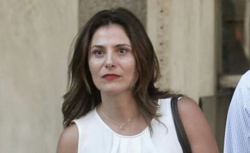 Η Περιστέρα Μπαζιάνα έγινε δεκτή στο Αιγινήτειο για εθελοντική εργασία στην Ψυχιατρική Κλινική.