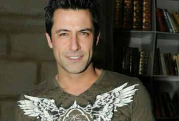 Αποσωληνώθηκε έπειτα από 12 ημέρες στην εντατική ο Αγγελίδης - Τι περιμένουν τώρα οι γιατροί