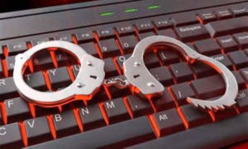 Σύλληψη 21χρονου, για πορνογραφία ανηλίκων, αποπλάνηση παιδιών και προσέλκυση παιδιών για γενετήσιους λόγους