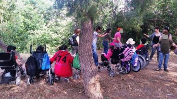  Κι.Π.Η.-  Κίνηση Πολιτών Ηλιούπολης - Επίσκεψη στην Πικροδάφνη των μαθητών του ''Πόρτα Ανοιχτή''