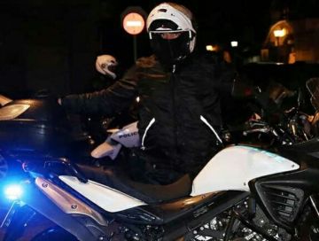 Συνελήφθησαν για κλοπές σε σπίτια στα νότια προάστια