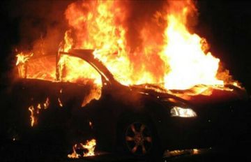 Μπαράζ εμπρηστικών επιθέσεων σε οχήματα της ACS Courier.