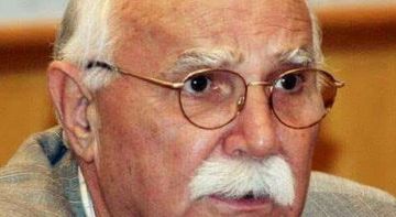 Πέθανε ο συγγραφέας και νομικός Μάκης Τρικούκης