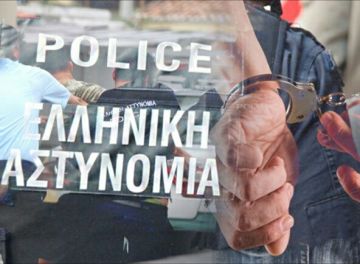 Εκατοντάδες συλλήψεις στην Αττική