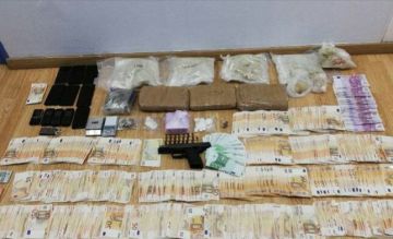 Εξαρθρώθηκε σπείρα που διακινούσε κοκαΐνη και συνθετικά ναρκωτικά -Σε Αθήνα και Μύκονο 