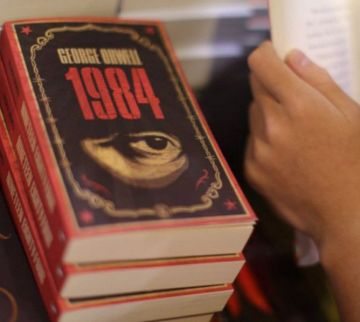 Τζορτζ Οργουελ: Ο Μεγάλος Αδελφός και η παγκόσμια επιτήρηση