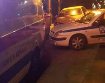 Σοβαρό τροχαίο με εγκατάλειψη στη Γλυφάδα