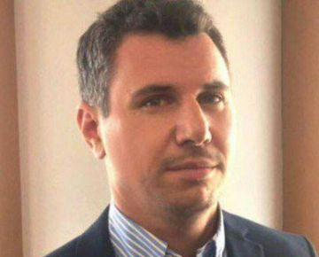 Παραίτηση με αιχμές του γ.γ. Ενημέρωσης και Επικοινωνίας Γ. Κρικρή