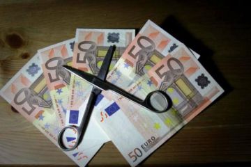 Απόλυτος αιφνιδιασμός! Έρχονται κατασχέσεις – εξπρές για χρέη σε ΔΕΚΟ και τράπεζες! «Ξηλώνουν» το φορολογικό απόρρητο