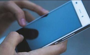 Πρόστιμο 150.000 ευρώ στις εταιρείες κινητής τηλεφωνίας για τηλεφωνήματα χωρίς την έγκριση συνδρομητών