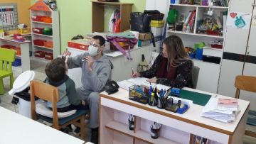 ΣΥΝΕΧΗ ΤΑ ΠΡΟΓΡΑΜΜΑΤΑ ΠΡΟΛΗΠΤΙΚΗΣ ΙΑΤΡΙΚΗΣ ΣΤΑ ΣΧΟΛΕΙΑ ΤΗΣ ΗΛΙΟΥΠΟΛΗΣ