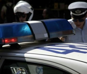 Συναγερμός στο Χαλάνδρι- Βρήκαν χειροβομβίδα στο προαύλιο του ρωσικού προξενείου