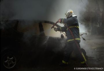 Πυρκαγιά σε αυτοκίνητα στους Αμπελόκηπους