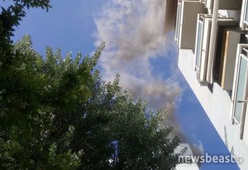 Φωτιά σε καμινάδα πολυκατοικίας στο Κουκάκι