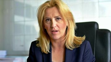 Υμηττός - Δούρου: Θέμα Δημοκρατίας η άμεση επαναλειτουργία των ραδιοσταθμών