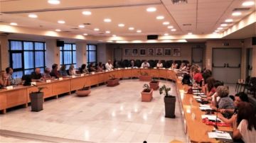 ΣΥΣΚΕΨΗ ΔΗΜΟΥ ΚΑΙ ΔΙΕΥΘΥΝΤΩΝ ΔΗΜΟΤΙΚΩΝ ΣΧΟΛΕΙΩΝ & ΝΗΠΙΑΓΩΓΕΙΩΝ