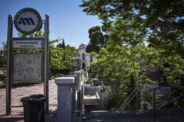 Αλλάζουν όνομα δύο σταθμοί του μετρό - Πώς θα λέγονται πλέον ο «Ευαγγελισμός» και ο «Αγιος Δημήτριος»