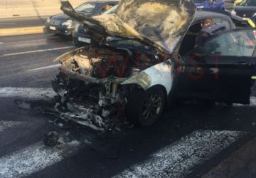 «Λαμπάδιασε» αυτοκίνητο στην Κηφισίας.